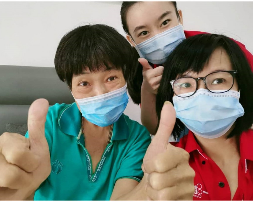 张女士感激一泡而红的健康顾问，帮助她找回健康肌肤